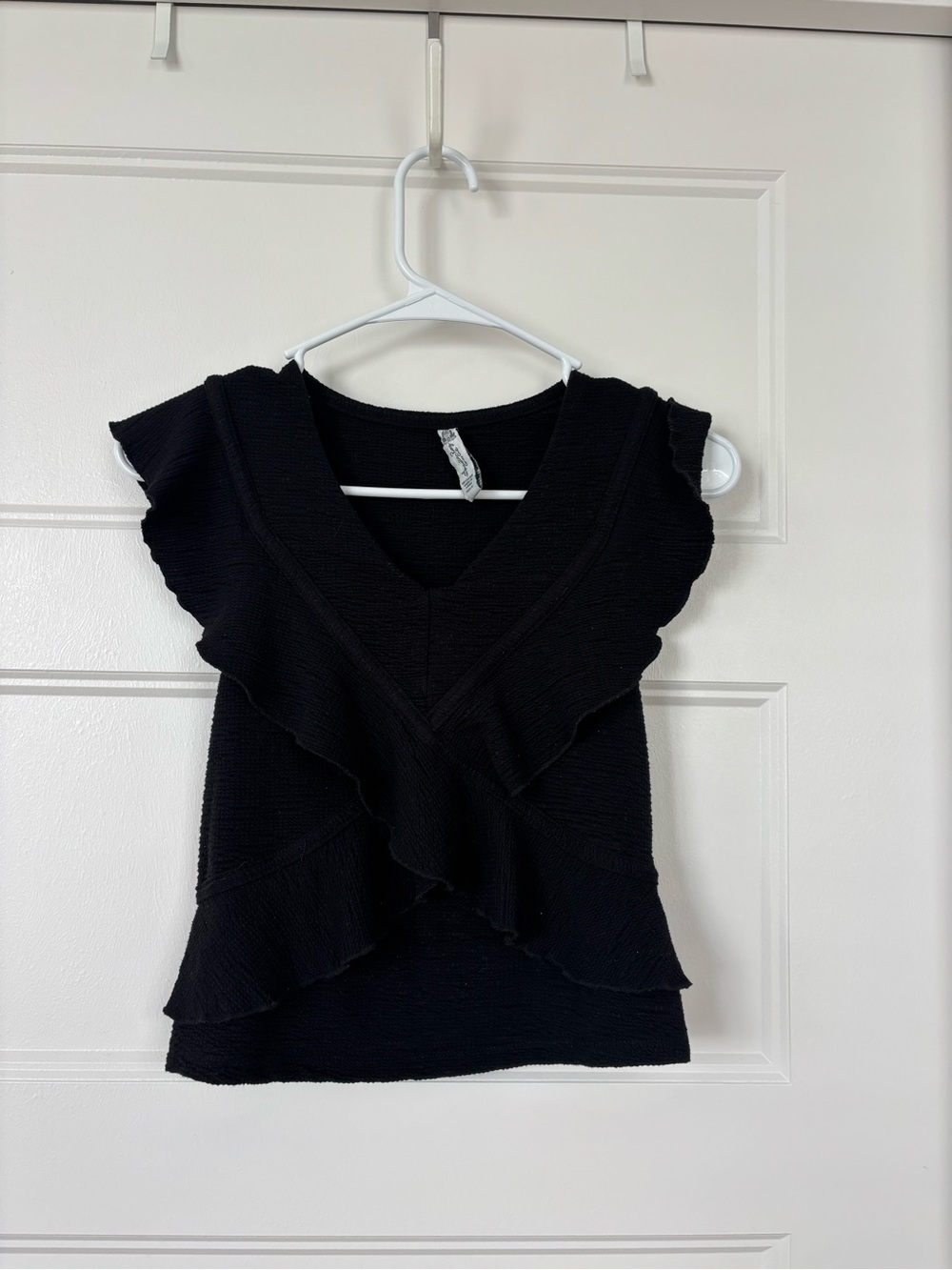 Black Ruffled V-Neck Knit Top